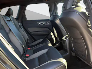 VOLVO XC60 2.0 T8 TE Ultimate Dark eAWD