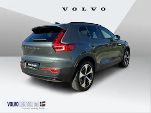 VOLVO XC40 2.0 B3 MH Plus Dark