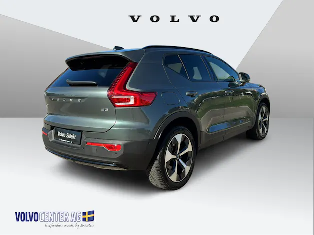 VOLVO XC40 2.0 B3 MH Plus Dark