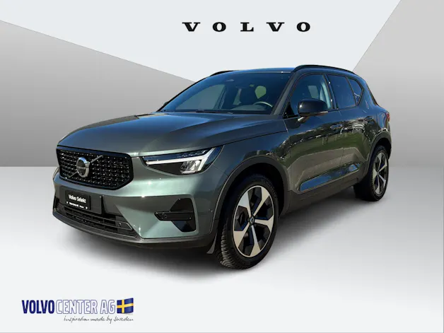 VOLVO XC40 2.0 B3 MH Plus Dark