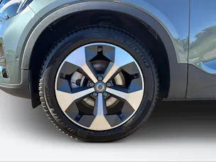 VOLVO XC40 2.0 B3 MH Plus Dark