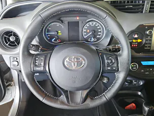Toyota Yaris 1.5 VVT-i HSD Trend