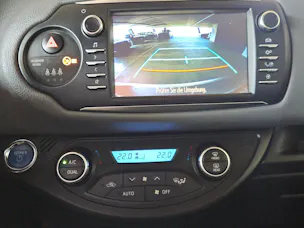 Toyota Yaris 1.5 VVT-i HSD Trend