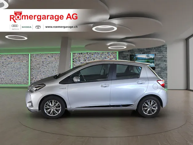 Toyota Yaris 1.5 VVT-i HSD Trend