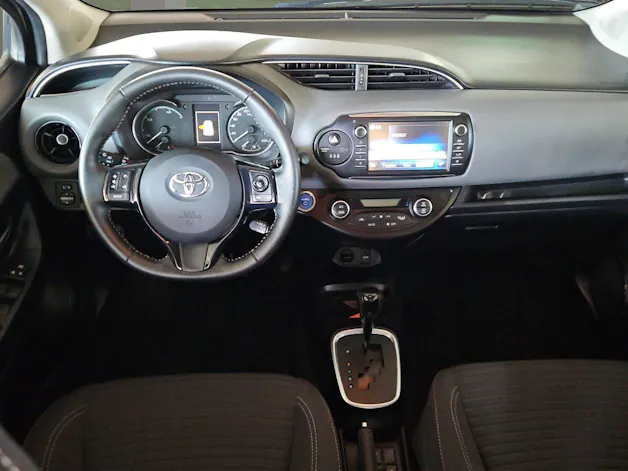 Toyota Yaris 1.5 VVT-i HSD Trend