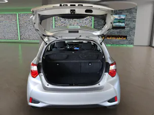Toyota Yaris 1.5 VVT-i HSD Trend
