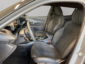 Fahrzeugbild PEUGEOT 2008 1.2 Hybrid 145 GT Exclusive