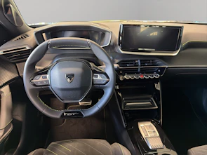 Fahrzeugbild PEUGEOT 2008 1.2 Hybrid 145 GT Exclusive