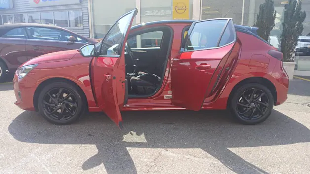 Opel Corsa 1.2 T GS Line