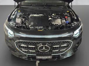 MERCEDES-BENZ GLB 220 AMG Line 4Matic