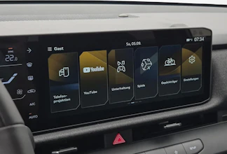 https://vehicle.imgix.net/4420133/23efd09e-ed78-4875-a2d9-a9d3faf35685.jpg