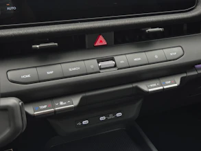 https://vehicle.imgix.net/4420133/93da06d3-6c7a-4867-8d38-1391b4df0cb6.jpg