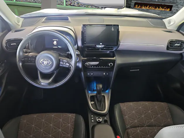 Toyota Yaris Cross 1.5 VVT-i HSD Elegant AWD-i