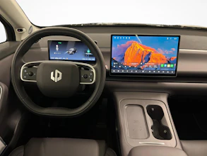 https://vehicle.imgix.net/4420147/b651b310-16d3-4b30-86f1-695f032ebdec.jpg