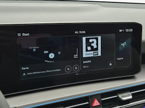 https://vehicle.imgix.net/4420150/6651d92d-3fa5-492d-8351-3149fac9a5e6.jpg