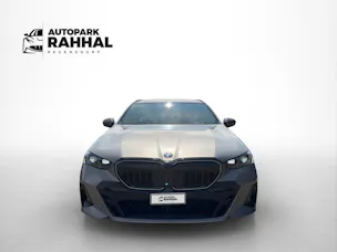 BMW 540d xDrive Touring M Sport Pro * ICONIC GLOW * BELÜFTETE SITZE * AHK * BMW INDIVIDUAL FELGEN *