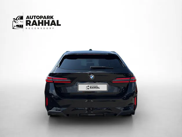 BMW 540d xDrive Touring M Sport Pro * ICONIC GLOW * BELÜFTETE SITZE * AHK *