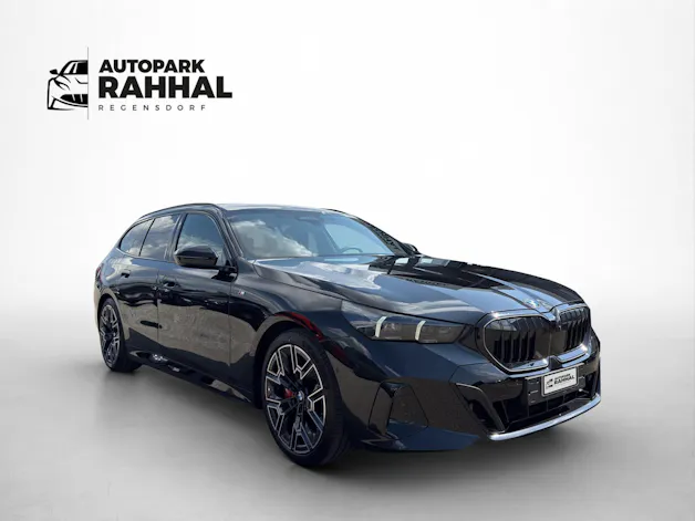 BMW 540d xDrive Touring M Sport Pro * ICONIC GLOW * BELÜFTETE SITZE * AHK *