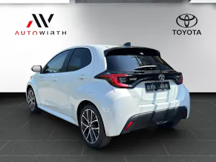 Toyota Yaris 1.5 VVT-i HSD Trend
