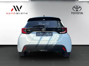 Toyota Yaris 1.5 VVT-i HSD Trend