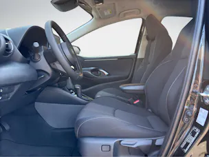 Toyota Yaris 1.5 VVT-i HSD Trend