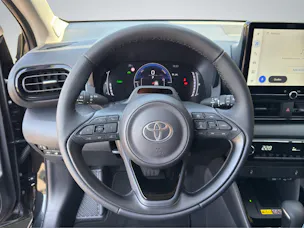 Toyota Yaris 1.5 VVT-i HSD Trend