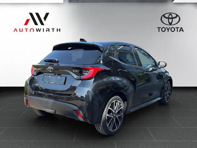 Toyota Yaris 1.5 VVT-i HSD Trend