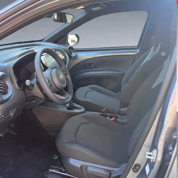 Toyota Aygo X 1.5 VVT-i HSD Comfort