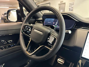 Fahrzeugbild LAND ROVER Range Rover Sport 3.0 I6 P550e Autobiography