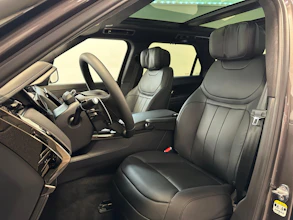 https://vehicle.imgix.net/4420293/c7fd5f25-2242-4b8a-a0de-d48b5f59d4d1.jpg