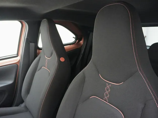 Toyota Aygo X 1.5 VVT-i HSD Trend