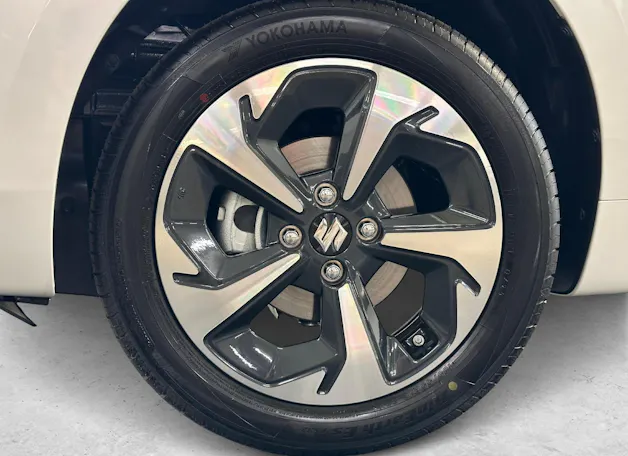 Suzuki Swift 1.2 Piz Sulai Top Hybrid 4x4