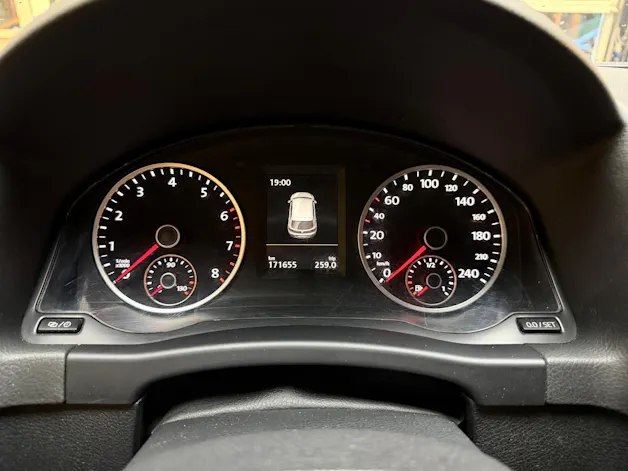 VW Tiguan 2.0 TSI 180 Cup R-Line DSG