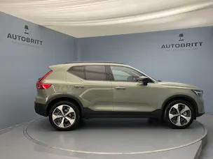 VOLVO XC40 2.0 B3 MH Plus Dark