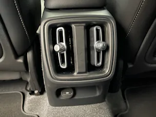 VOLVO XC40 2.0 B3 MH Core