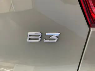 VOLVO XC40 2.0 B3 MH Core