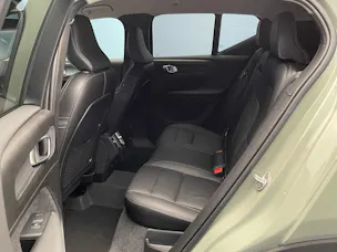 VOLVO XC40 2.0 B3 MH Core