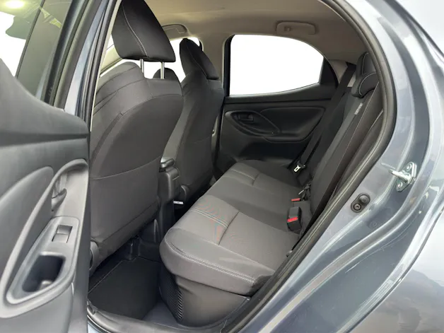 Toyota Yaris 1.5 VVT-i HSD Trend