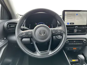 Toyota Yaris 1.5 VVT-i HSD Trend