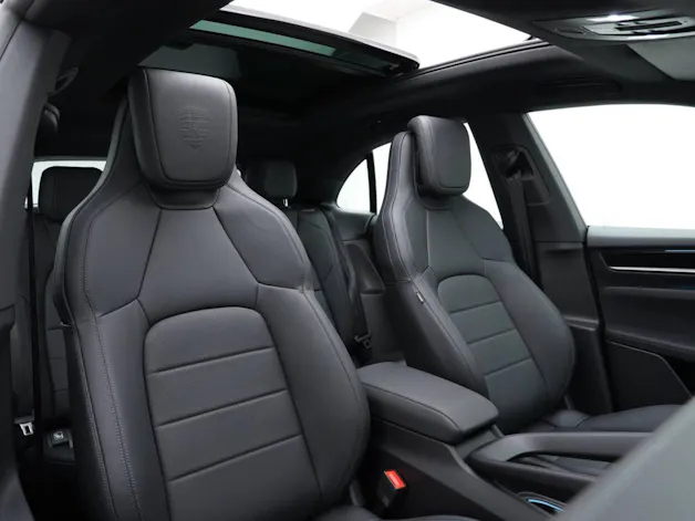 Porsche Macan 4