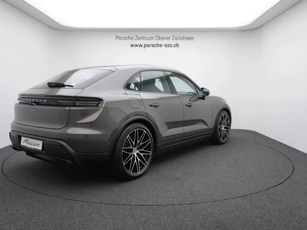 Porsche Macan 4