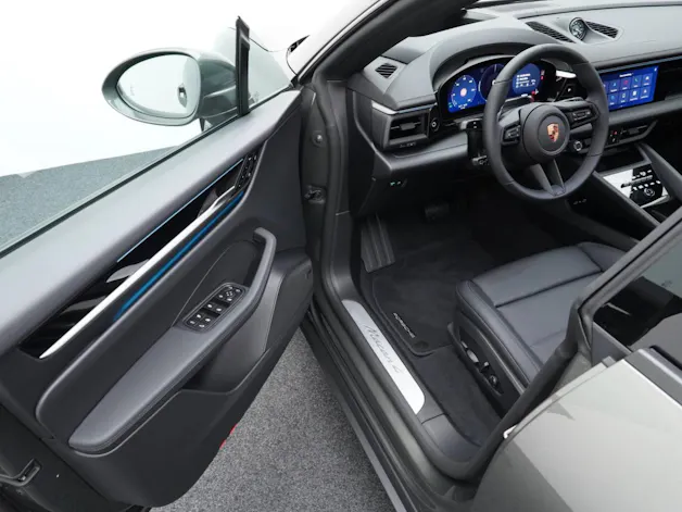 Porsche Macan 4