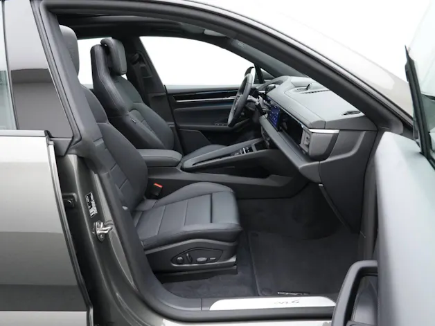 Porsche Macan 4