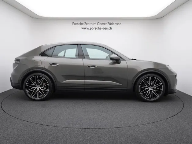 Porsche Macan 4