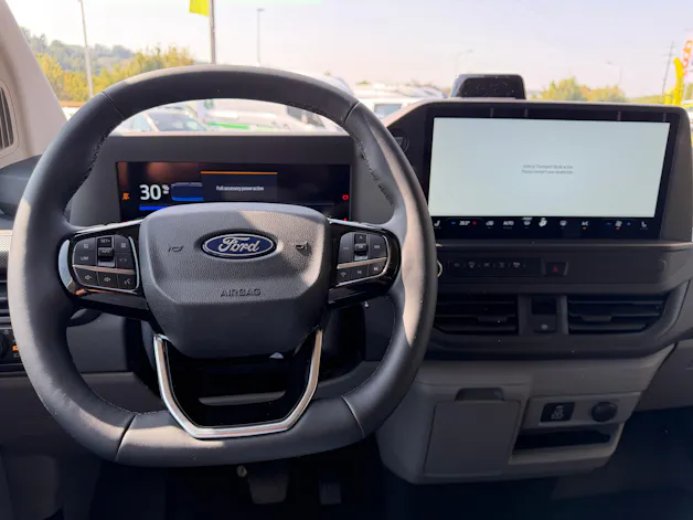 Ford Transit Custom Van PHEV 320 L2H1 Trend Automat