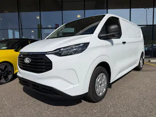 Ford Transit Custom Van PHEV 320 L2H1 Trend Automat