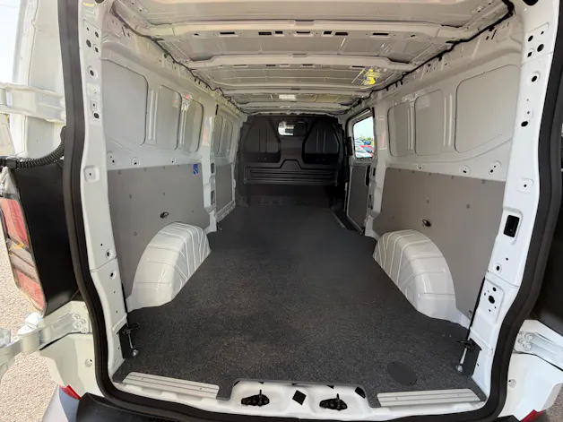 Ford Transit Custom Van PHEV 320 L2H1 Trend Automat