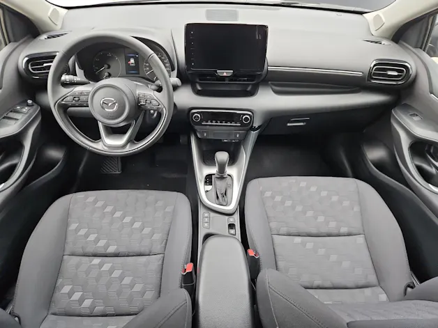 Mazda 2 Hybrid Centre-line