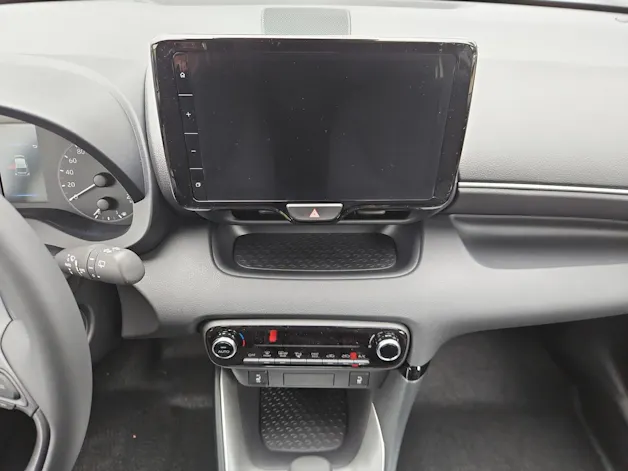 Mazda 2 Hybrid Centre-line