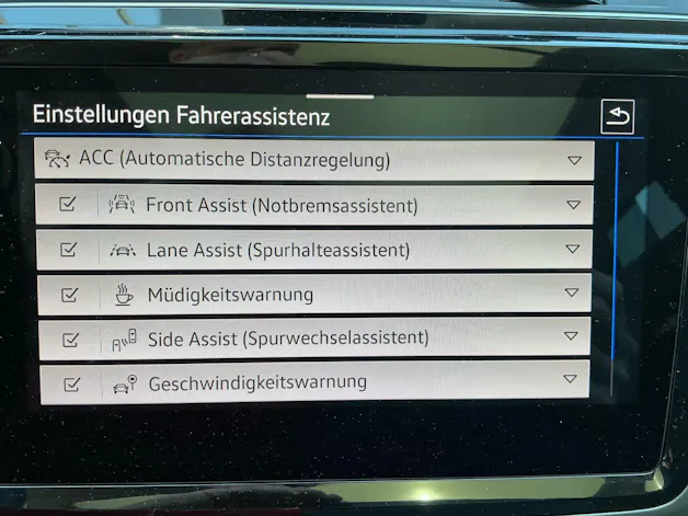 VW Touran 1.5 TSI Comfortline DSG *** PANORAMADACH & ANHÄNGERKUPPLUNG ***